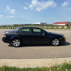 FORD FUSION V6 SE - 10