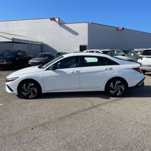 HYUNDAI ELANTRA HYBRID SEL SPORT - 3