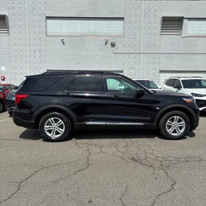 FORD EXPLORER XLT - 10