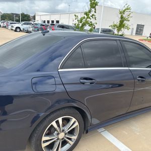 MERCEDES-BENZ E-CLASS - 9