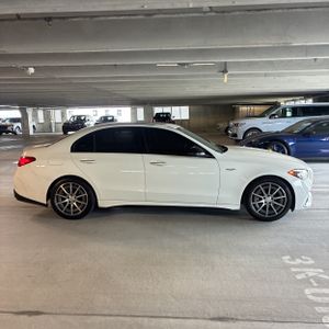 صورة 10 لـ 2023 Mercedes-BENZ C-CLASS AMG