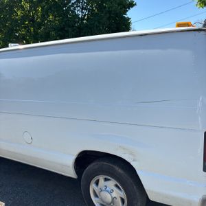 FORD E-SERIES E-150 - 6