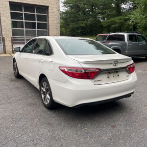 2017 Toyota CAMRY SE photo 5