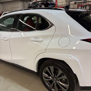 LEXUS UX 250H F SPORT HANDLING - 6