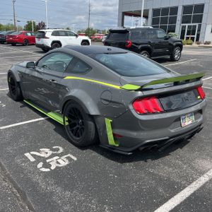FORD MUSTANG GT PREMIUM - 5
