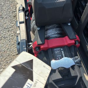 صورة مصغرة 53 لـ 2023 JEEP GLADIATOR SPORT