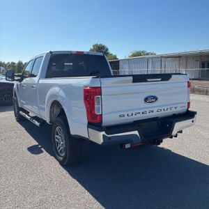FORD F-250 SUPER DUTY LARIAT - 5