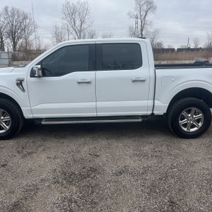 FORD F-150 XLT - 4