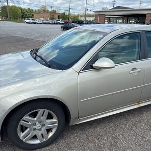 CHEVROLET IMPALA LT - 2