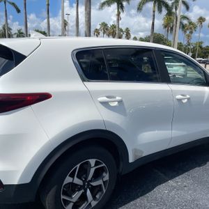 2021 KIA SPORTAGE LX 照片 9