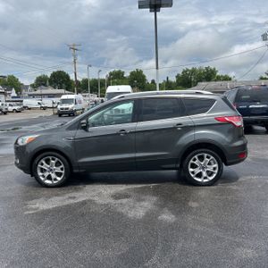 FORD ESCAPE TITANIUM - 3