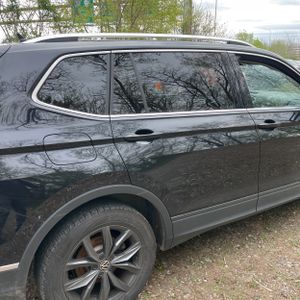 VOLKSWAGEN TIGUAN SE 4MOTION - 9
