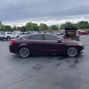 FORD FUSION SE - 10