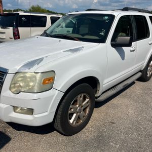 2010 FORD EXPLORER XLT — фото 2