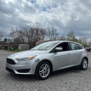 FORD FOCUS SE - 1