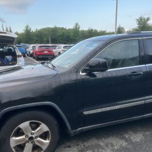 صورة 2 لـ 2012 JEEP GRAND CHEROKEE LAREDO