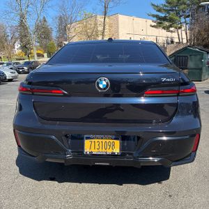 BMW 7-SERIES 740I - 7