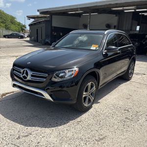 2018 Mercedes-BENZ GLC photo 1