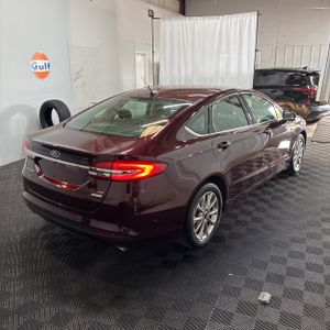 FORD FUSION SE - 8