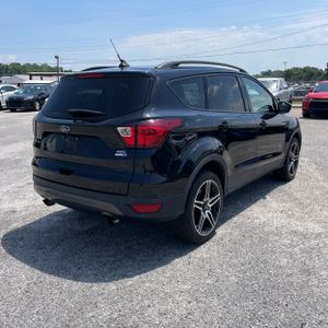 صورة 8 لـ 2019 FORD ESCAPE SEL