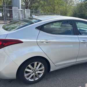 HYUNDAI ELANTRA - 9