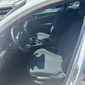 2022 KIA K5 LXS — миниатюра 32