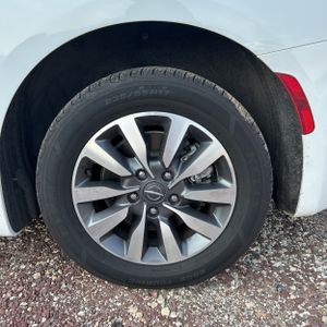 صورة 10 لـ 2022 Chrysler PACIFICA LIMITED