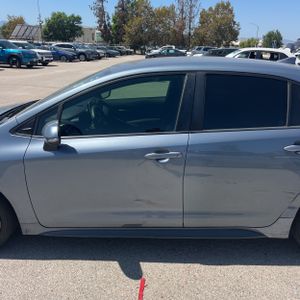 صورة 4 لـ 2021 Toyota COROLLA SE