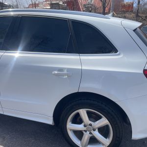 AUDI Q5 2.0T PREMIUM - 6