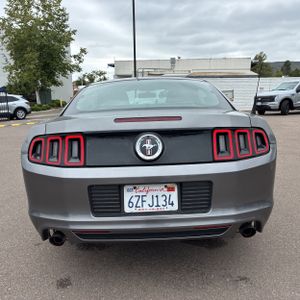 FORD MUSTANG V6 - 7