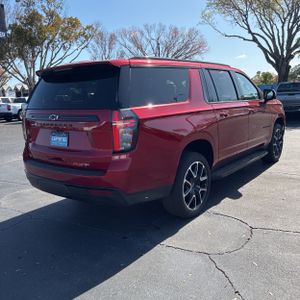 CHEVROLET SUBURBAN RST - 8