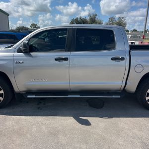2019 Toyota TUNDRA LIMITED photo 4