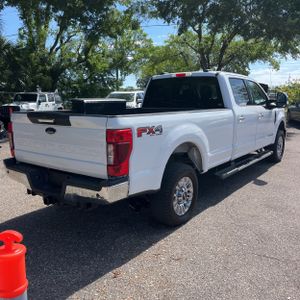 FORD F-250 SUPER DUTY LARIAT - 8
