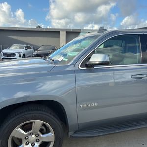 2016 Chevrolet TAHOE LT 照片 2