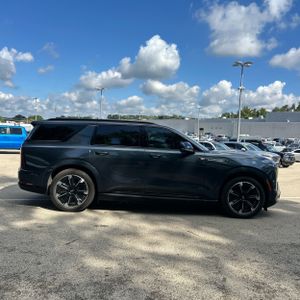 2026 Cadillac ESCALADE IQL PREMIUM SPORT — фото 10