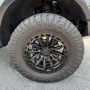 صورة مصغرة 20 لـ 2023 FORD F-150 RAPTOR