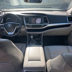 2018 Toyota HIGHLANDER XLE 照片 38