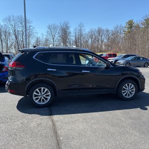 NISSAN ROGUE SV - 10