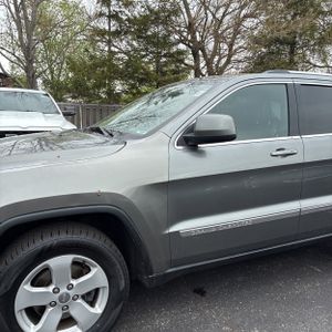 JEEP GRAND CHEROKEE LAREDO - 2