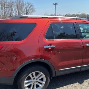 FORD EXPLORER XLT - 9
