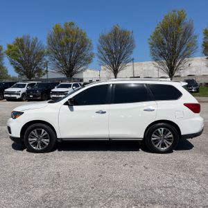 NISSAN PATHFINDER SV - 3