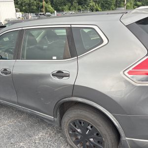 2016 Nissan ROGUE S — фото 6
