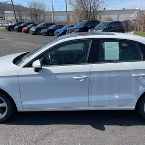 AUDI A3 2.0T PREMIUM - 4