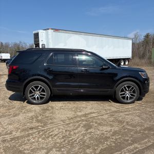 FORD EXPLORER SPORT - 10