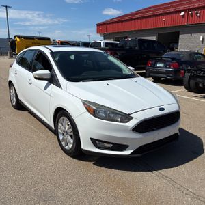 FORD FOCUS SE - 8