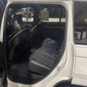 صورة مصغرة 32 لـ 2023 JEEP GRAND CHEROKEE OVERLAND