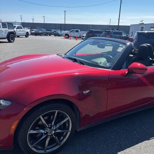 2016 Mazda MX-5 MIATA GRAND TOURING photo 2