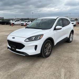 FORD ESCAPE SE - 1