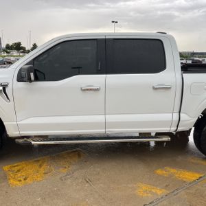صورة 4 لـ 2023 FORD F-150 XLT