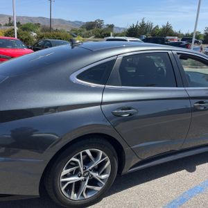 HYUNDAI SONATA SEL - 9